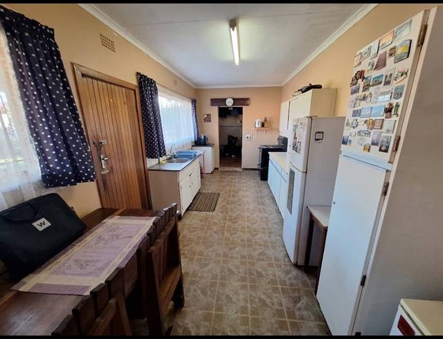3 BEDROOM HOUSE FOR SALE IN VANDERBIJLPARK SE 6